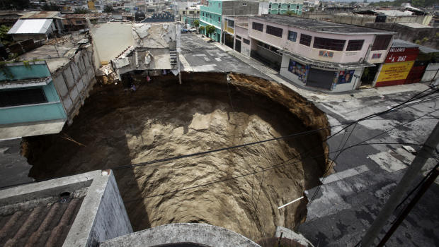 Giant sinkholes 