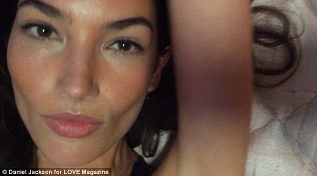 Close up shot: The mother-of-one wore minimal makeup on her flawless complexion