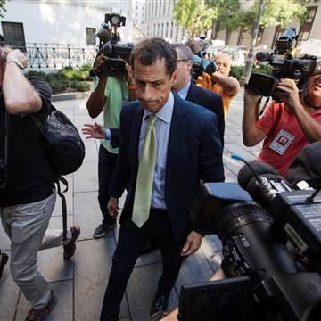 Image: Former U.S. Congressman Anthony Weiner arrives at U.S. Federal Court for sentencing