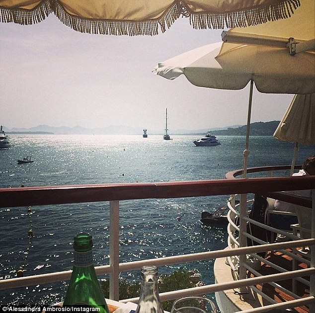 Perfect setting: Prior to the event,  the model treated herself to a long lunch by the sea