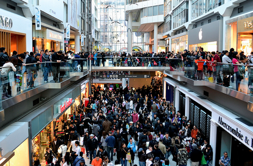 crowded shopping mall