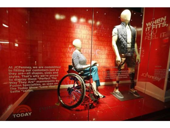  JCPenney's Manhattan Mall location in New Yorn displays mannequins of various sizes and shapes. 