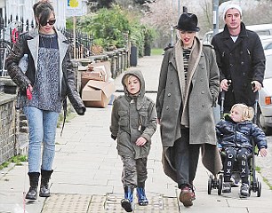 Daisy strolling in London with her father Gavin Rossdale, his wife Gwen Stefani and two of their children, Kingston and Zuma