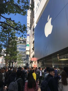 applestoreshibuyaiphonexqueue