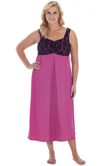 Plus Size Fashion Find:  Truffle Pink Nightgown from Soulevant Lingerie