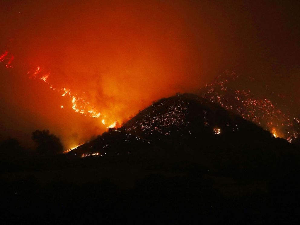 PHOTO: The Thomas Fire burns in the mountains, Dec. 6, 2017, near Ojai, Calif.