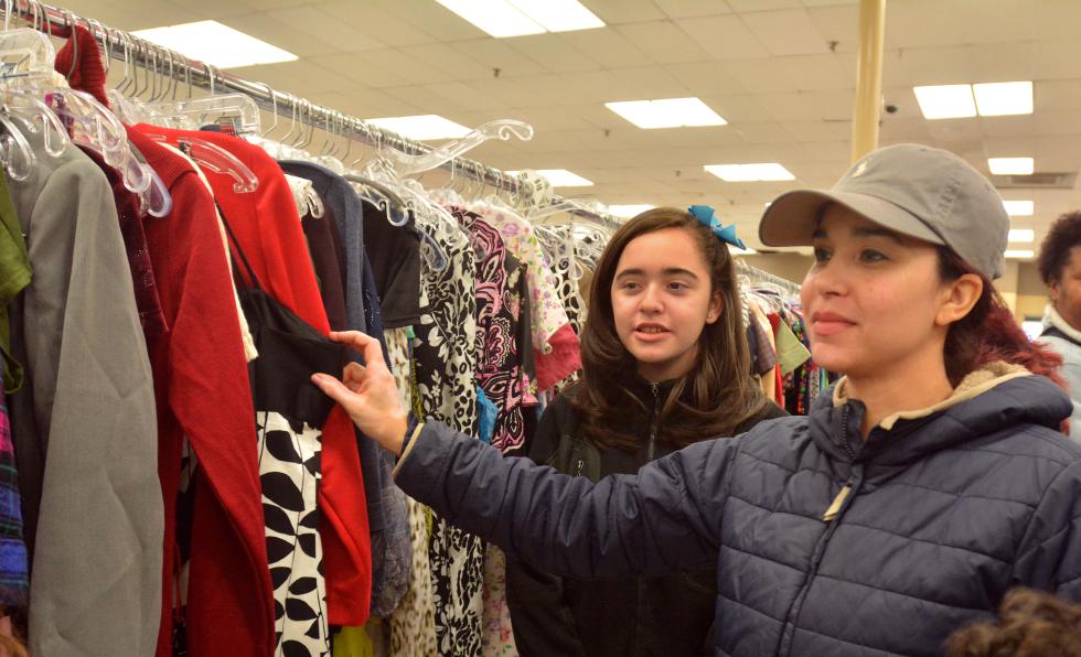 JERREY ROBERTS Danyari Rodriguez, 13, and her mother, Yadhira Rosario at Savers in Springfield Tuesday. - JERREY ROBERTS | DAILY HAMPSHIRE GAZETTE