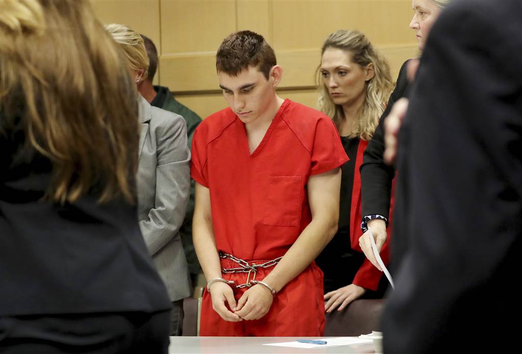 Image: Nikolas Cruz appears in court