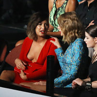 Demi Lovato and Taylor Swift VMA BFFs