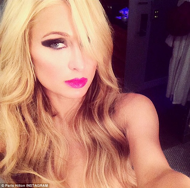 Glamour selfie: The star painted her lips red for the stunning shoot 